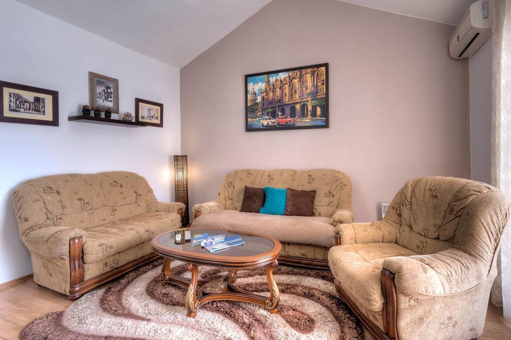 Wukovic Apartments Tivat Eksteriør billede