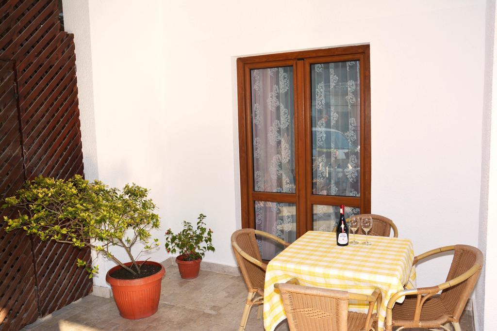 Wukovic Apartments Tivat Eksteriør billede