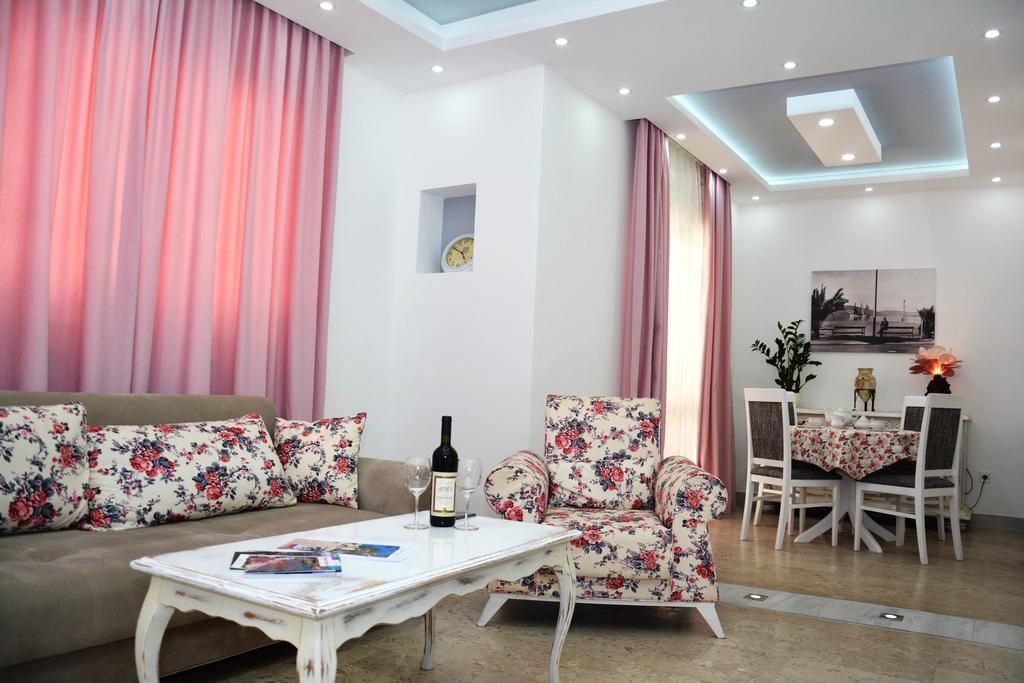 Wukovic Apartments Tivat Eksteriør billede