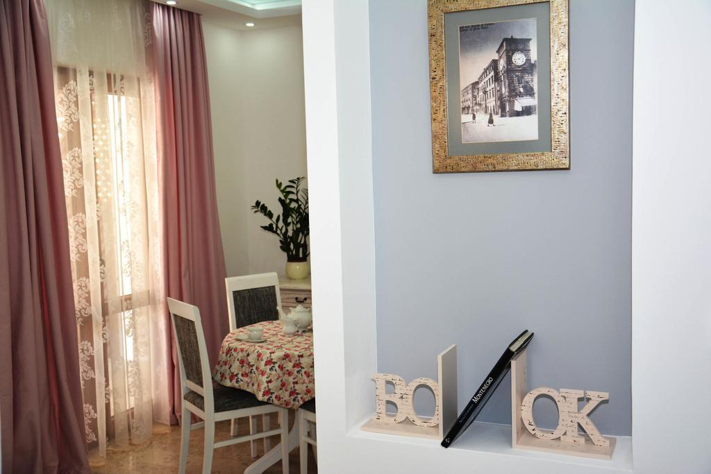 Wukovic Apartments Tivat Eksteriør billede