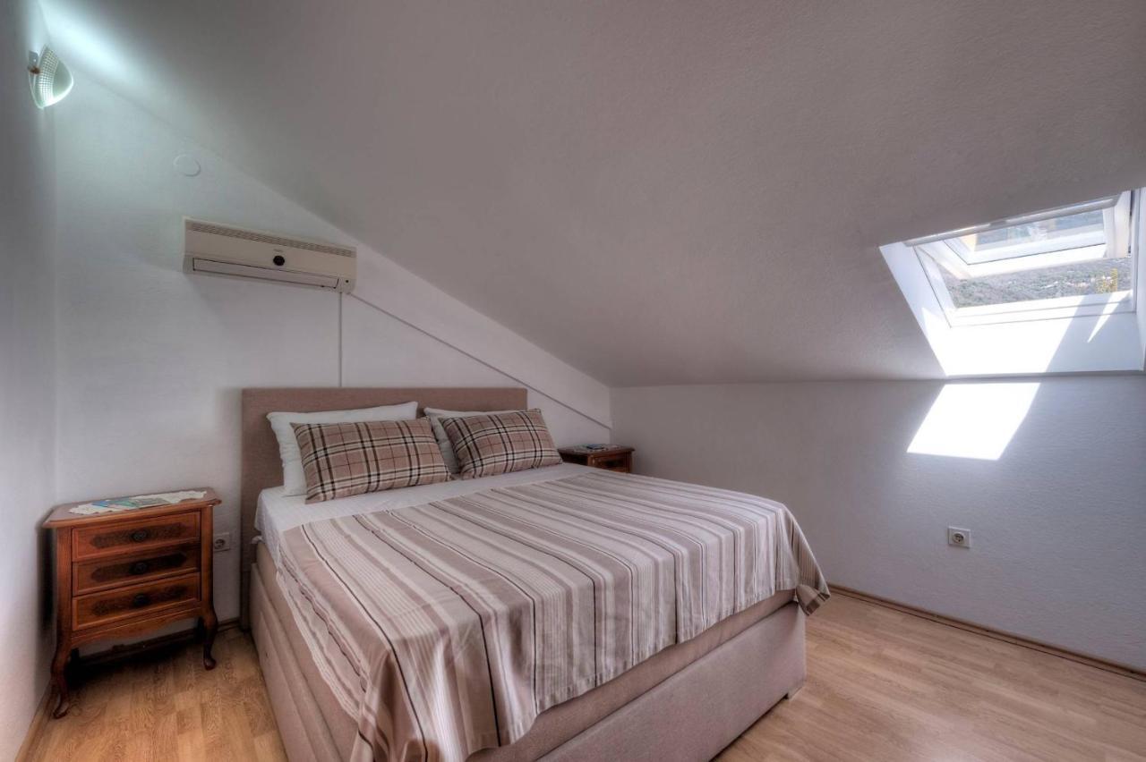 Wukovic Apartments Tivat Eksteriør billede